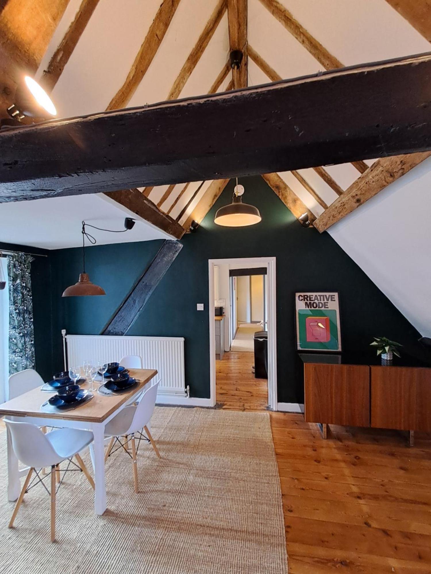Harmony Loft Box (Wiltshire)