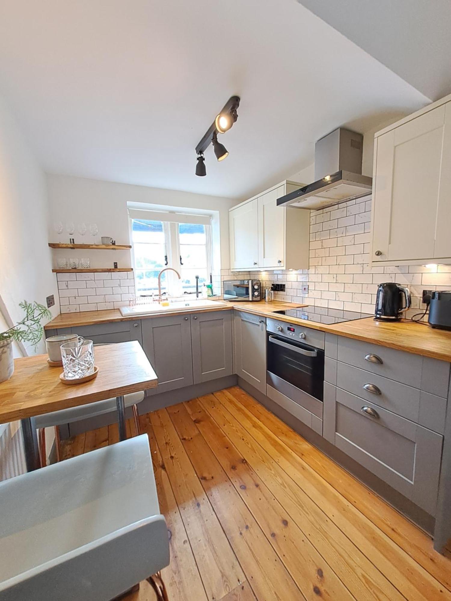 Harmony Loft * Box (Wiltshire)